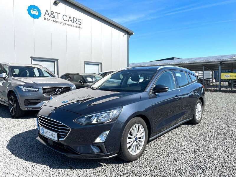 Pantherblau metallic Gebraucht 2021 Ford Focus Titanium Kombi | 14.990 € (Fairer Preis) - Bild 1/4