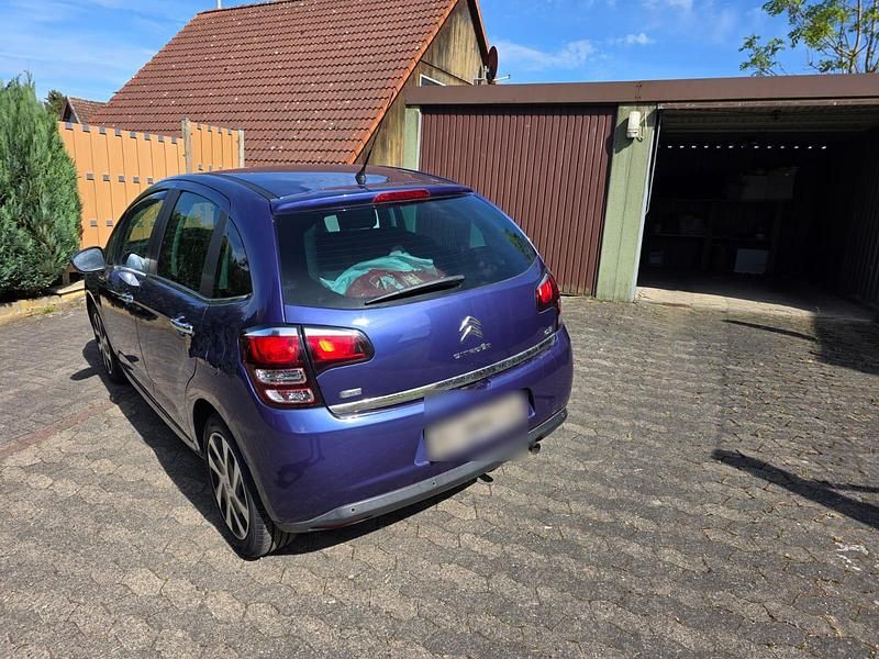 Gebraucht Citroën C3 SELECTION 90 PS (66 kW) 2014 Blau Kleinwagen
