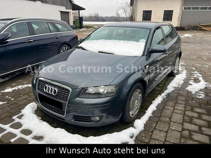 Grau Gebraucht 2006 Audi A3 Attraction Limousine | 999 € (Superpreis) - Bild 1/4