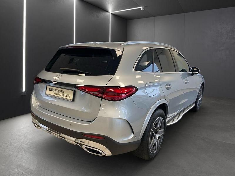 Gebraucht Mercedes GLC200 AMG 204 PS (150 kW) 2025 Silber SUV