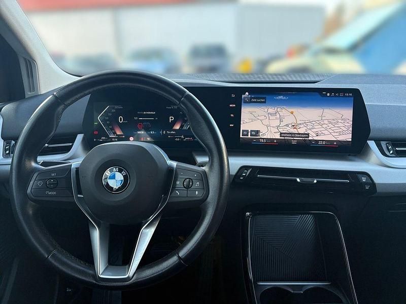 Gebraucht BMW 218 Active Tourer 150 PS (110 kW) 2022 Schwarz Van / Kleinbus
