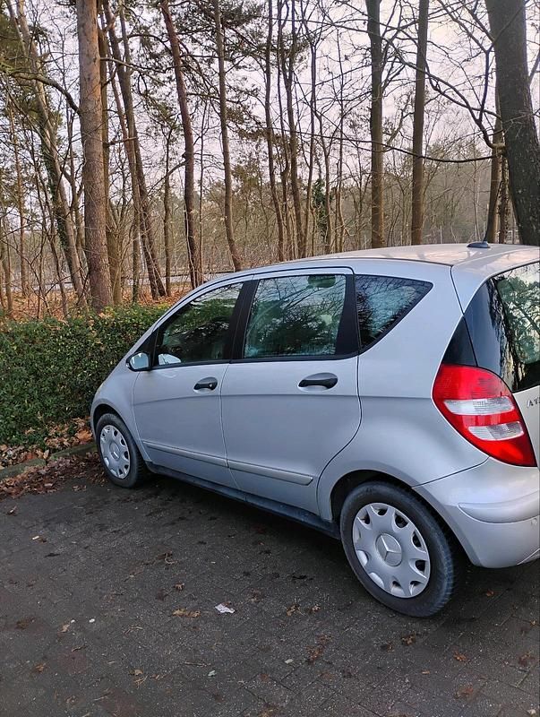 Gebraucht Mercedes A150 95 PS (69 kW) 2008 Silber Kleinwagen