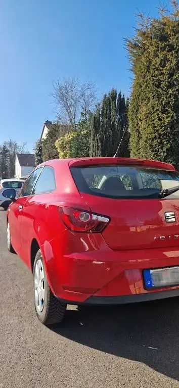 Gebraucht Seat Ibiza SC Reference 69 PS (50 kW) 2014 Rot Kleinwagen