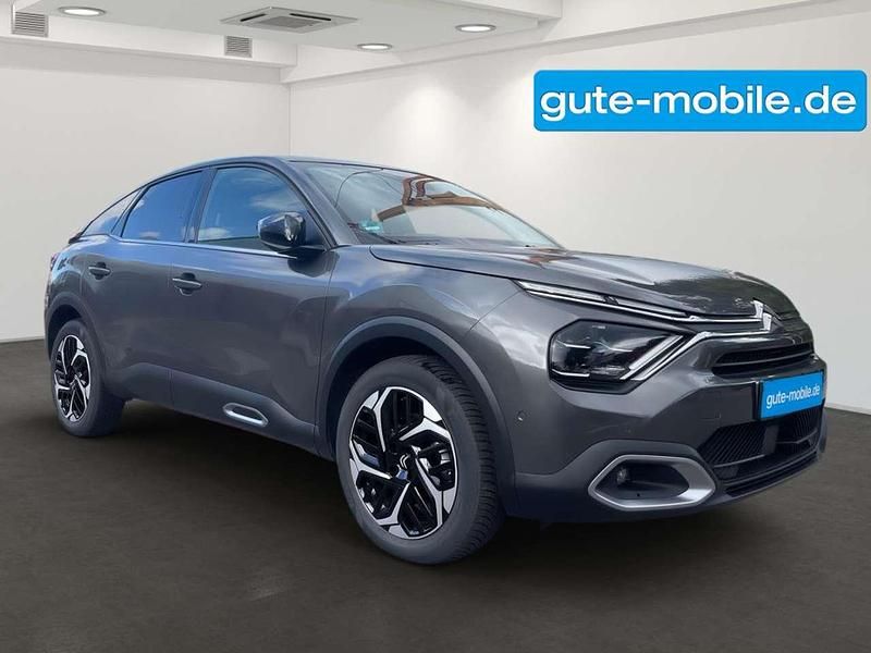 Grau lackierung platiniumgrau/typ ausse (metallic) Gebraucht 2024 Citroën C4 Shine Limousine | 19.800 € (Fairer Preis) - Bild 1/4