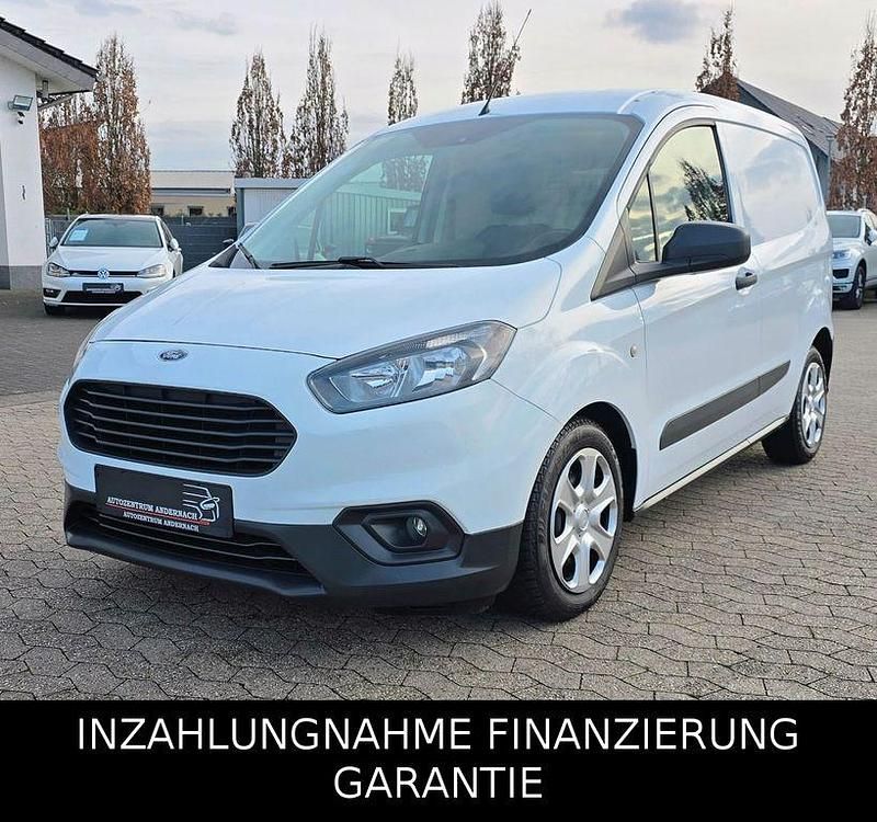 Gebraucht Ford Transit Trend 101 PS (74 kW) 2019 Weiß Van / Kleinbus