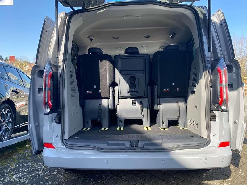 Neu Ford Tourneo Titanium X 170 PS (125 kW) 2026 Grey matter Kombi