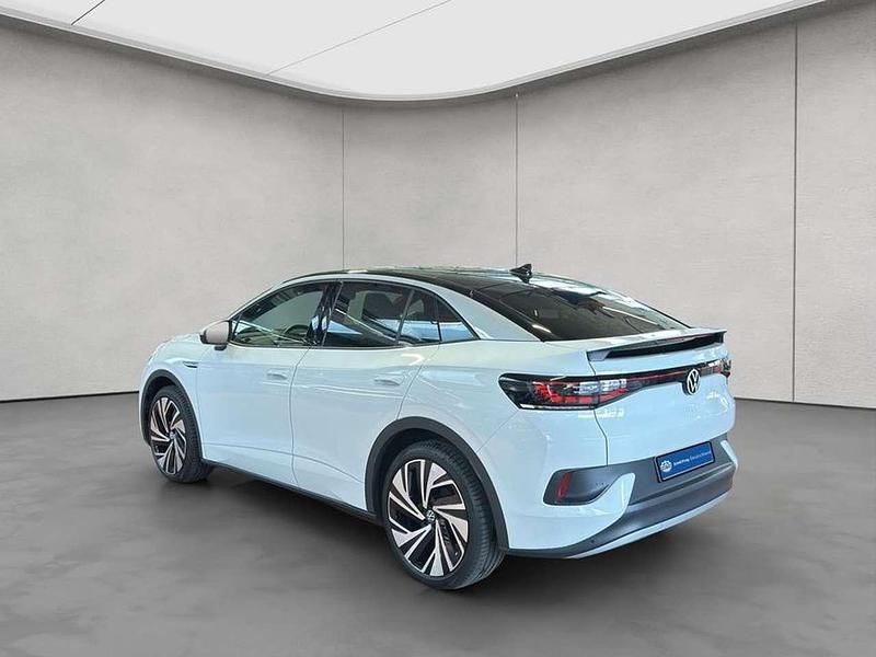 Gebraucht VW ID.5 Pro Performance 150 kW (204 PS) 2023 Gletscherweiß metallic / dach SUV