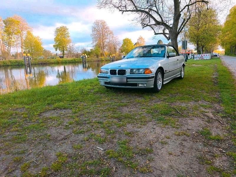 Gebraucht BMW 318 Cabriolet Basis 1997 Silber Cabrio