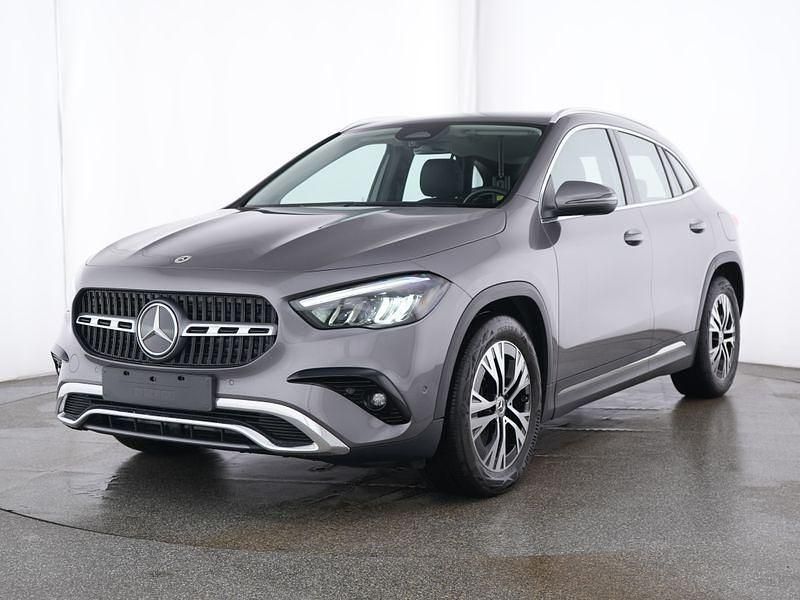 Grau Gebraucht 2024 Mercedes GLA220 Progressive SUV | 42.730 € (Fairer Preis) - Bild 1/3