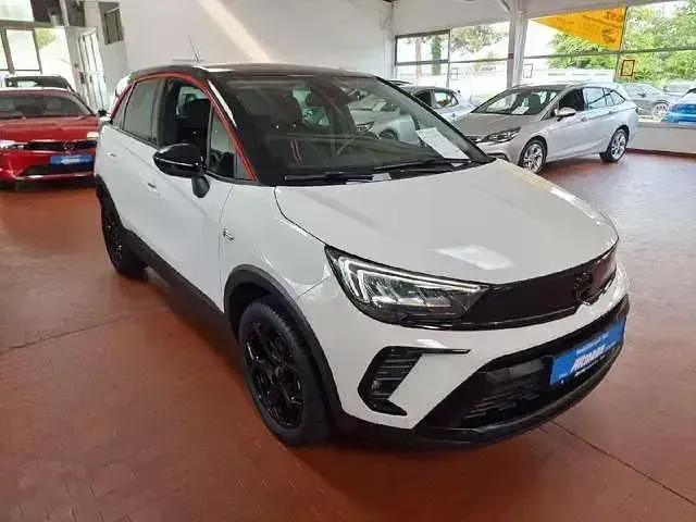 Gebraucht Opel Crossland GS Line 110 PS (80 kW) 2022 Jade weiss/arktis weiss SUV