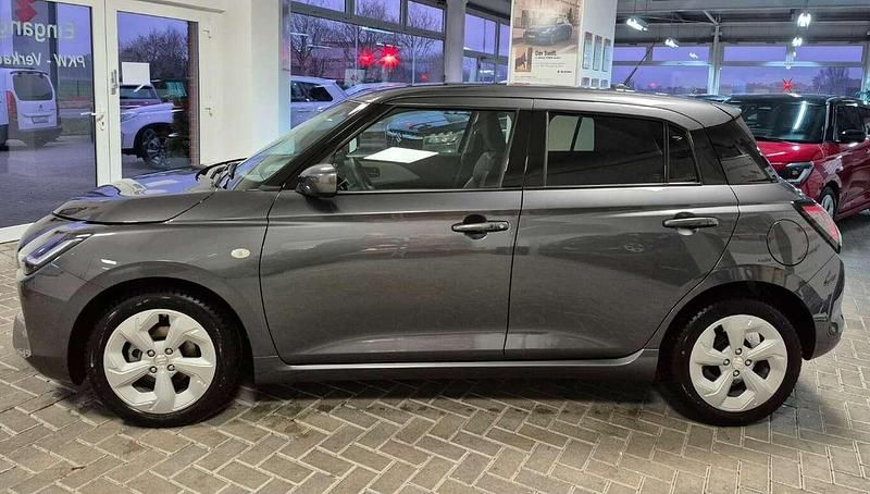 Gebraucht Suzuki Swift Comfort 83 PS (61 kW) 2024 Grau Limousine
