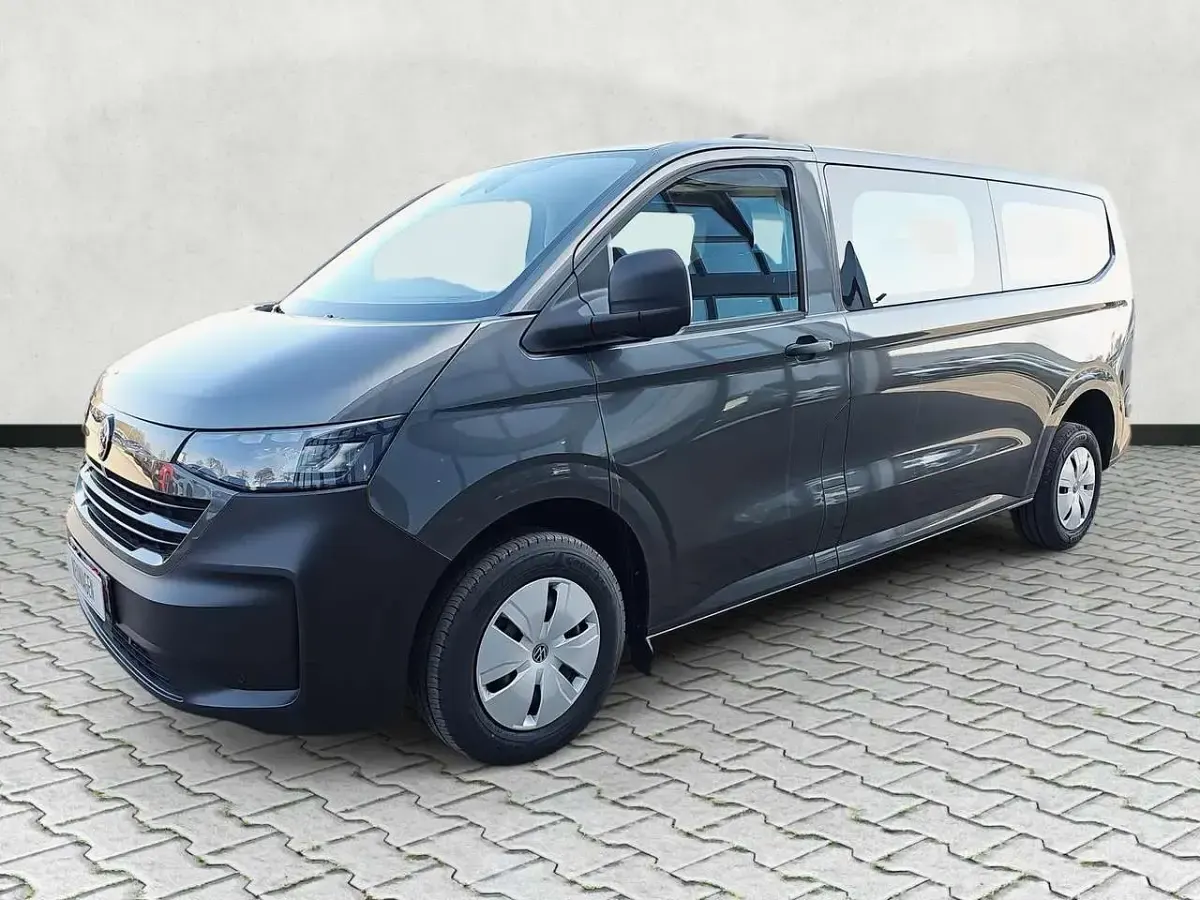 Nowe VW Caravelle 110 KM (80 kW) 2025 Czarny Van