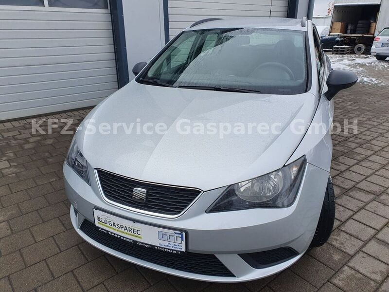 Silber Gebraucht 2013 Seat Ibiza Reference Limousine | 4.600 € (Guter Preis) - Bild 1/4