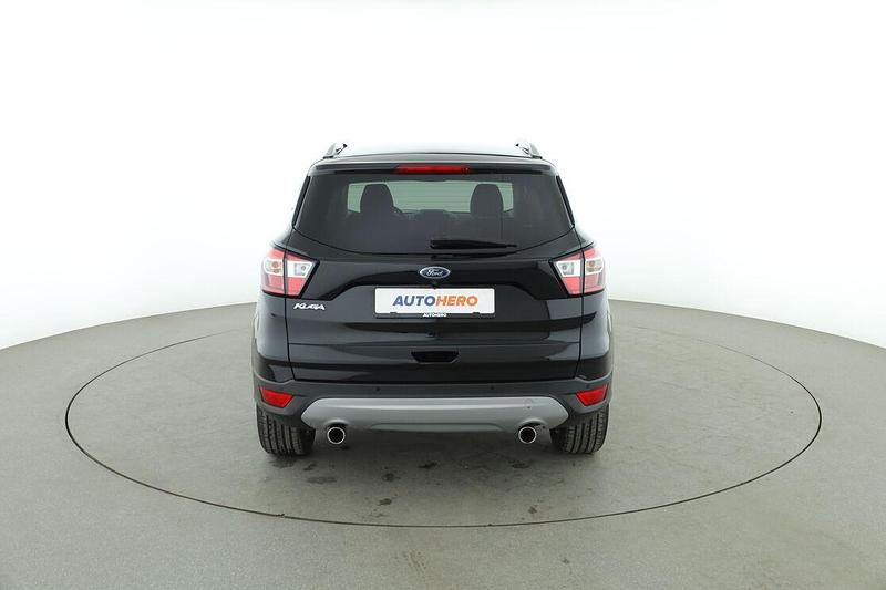 Gebraucht Ford Kuga Titanium 150 PS (110 kW) 2019 Schwarz SUV