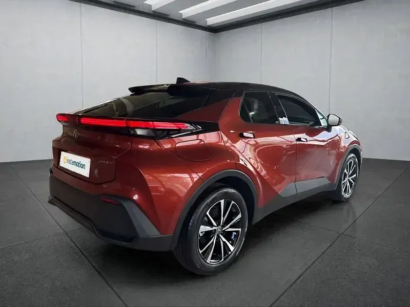 Neu Toyota C-HR 140 PS (102 kW) 2026 Braun SUV