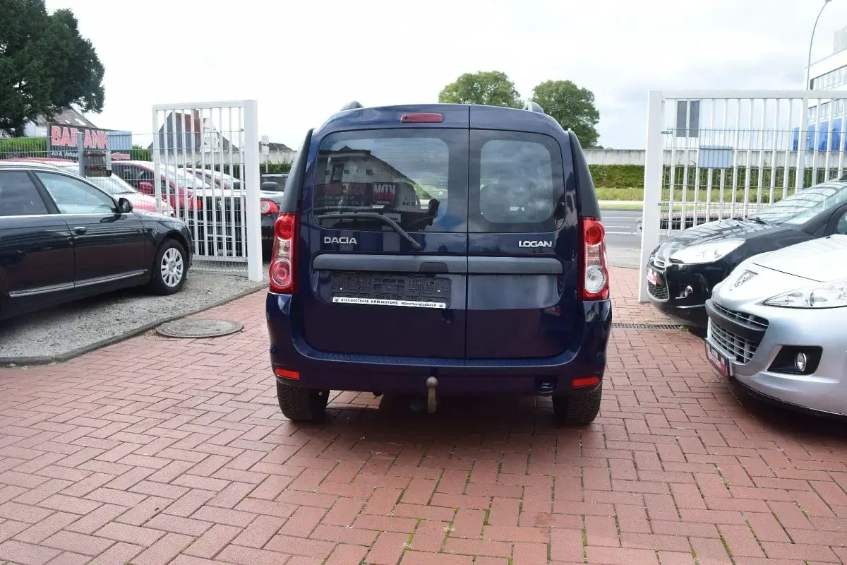 Gebraucht Dacia Logan MCV 84 PS (61 kW) 2013 Blau Kombi
