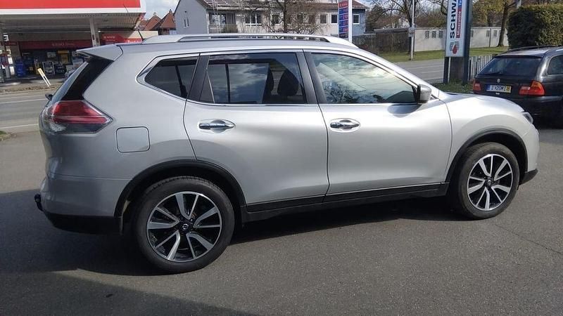 Gebraucht Nissan X-Trail Acenta 131 PS (96 kW) 2016 Silber SUV