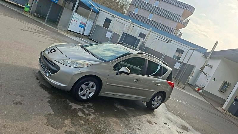 Gebraucht Peugeot 207 95 PS (69 kW) 2007 Silber Kombi