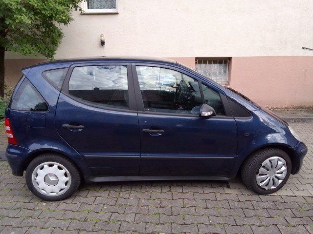 Gebraucht Mercedes A140 82 PS (60 kW) 2004 Blau metallic Limousine