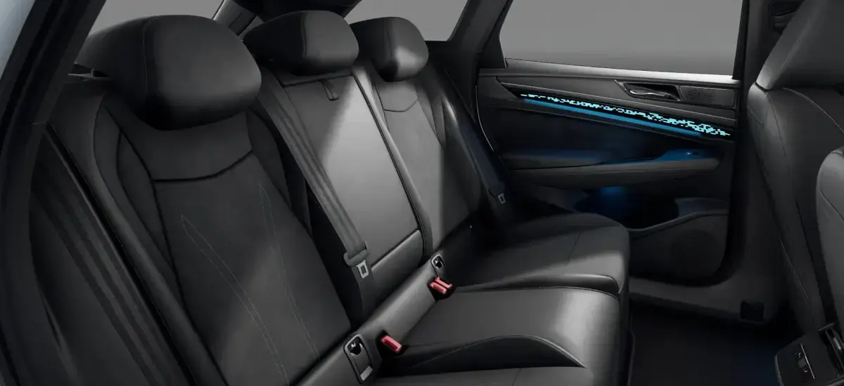 Neu VW ID.7 Pro 210 kW (286 PS) 2025 Gletscherweiß metallic Kombi