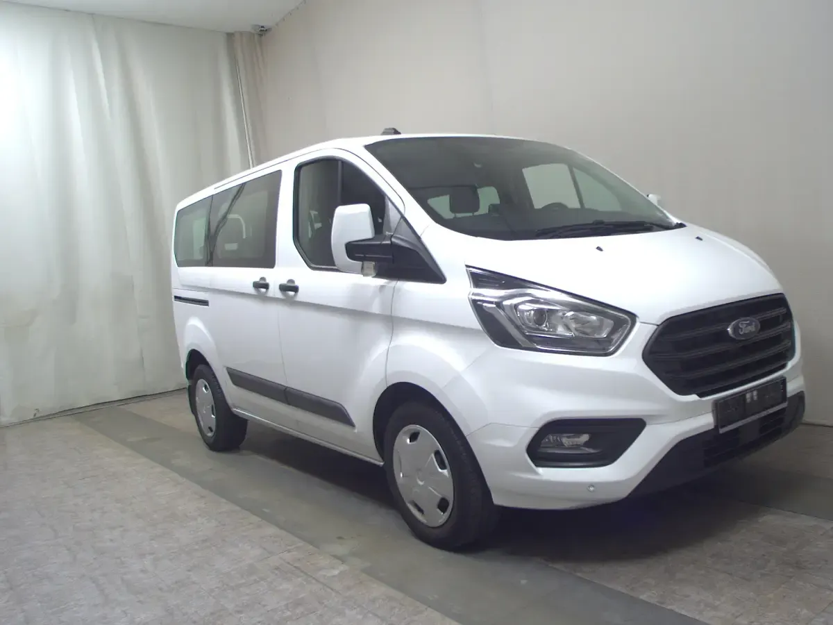 Occasion Ford Transit Custom Trend 131 ch (96 kW) 2020 Blanc Berline