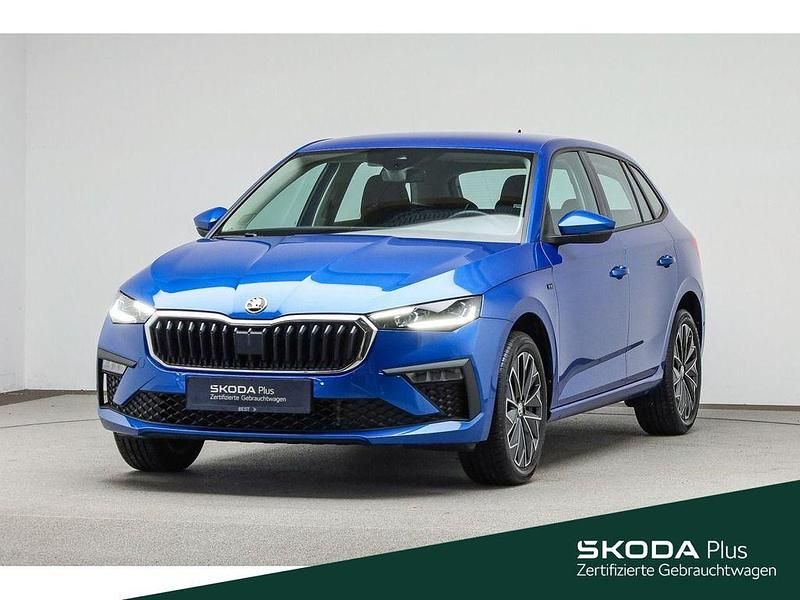 Raceblau metallic Gebraucht 2024 Skoda Scala Selection Kleinwagen | 26.449 € (Fairer Preis) - Bild 1/4