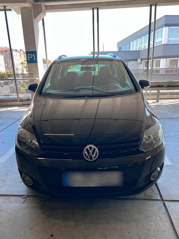 Schwarz Gebraucht 2012 VW Golf VII Kleinwagen | 5.500 € (Guter Preis) - Bild 1/4