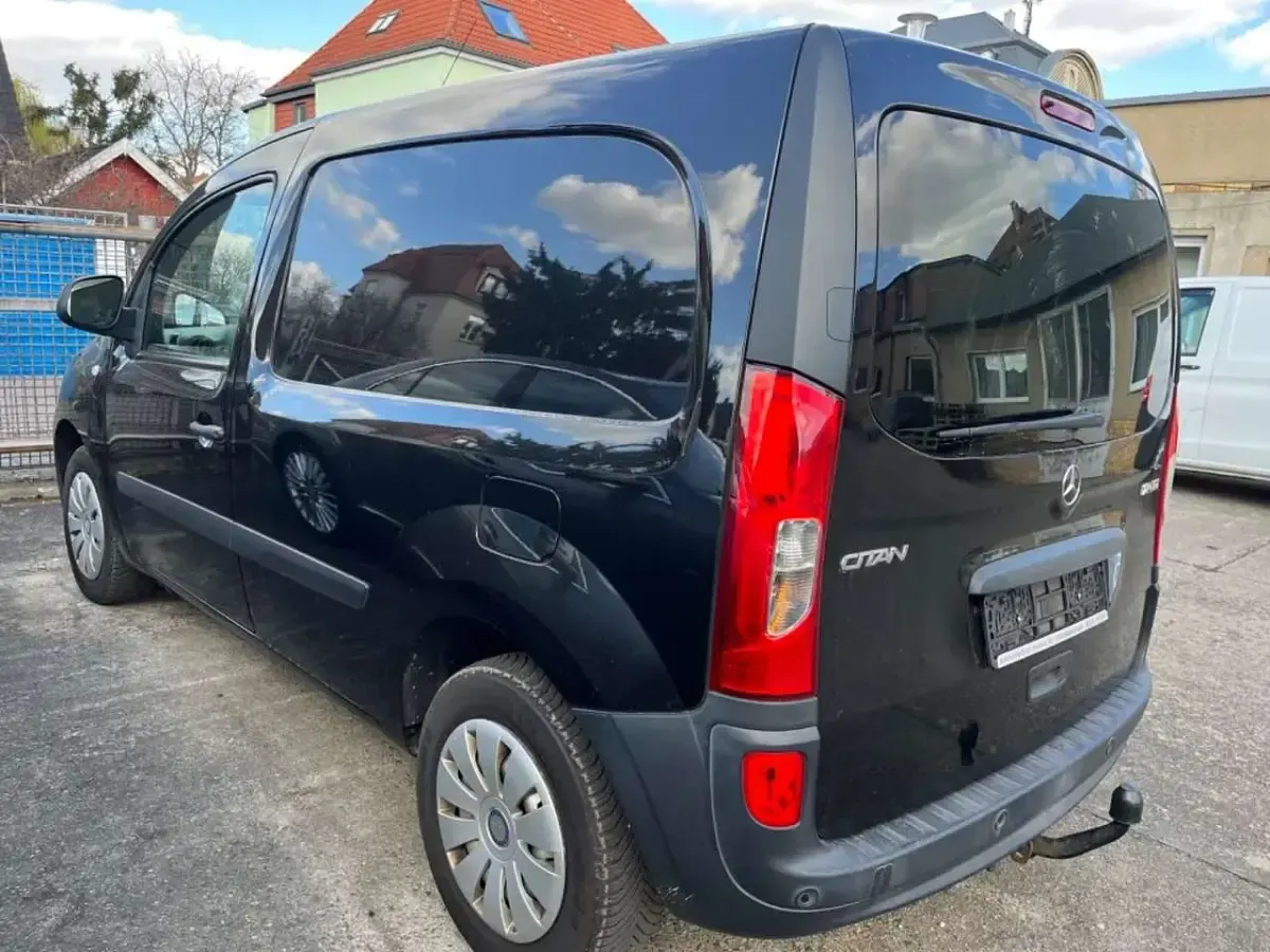 Gebraucht Mercedes Citan 111 110 PS (80 kW) 2017 Schwarz Van / Kleinbus