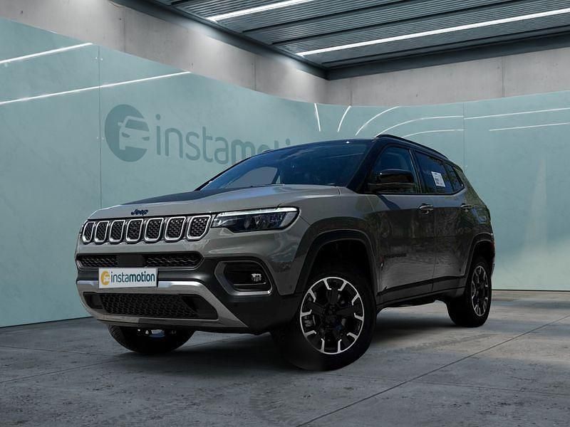 Grau Gebraucht 2023 Jeep Compass SUV | 43.999 € - Bild 1/4