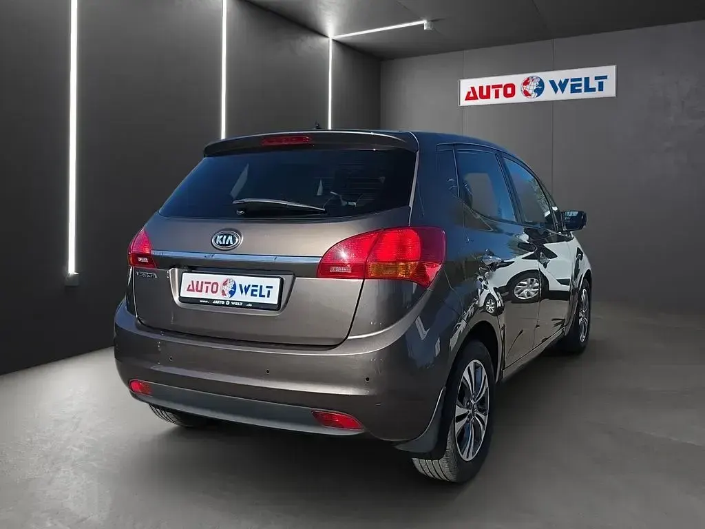 Gebraucht Kia Venga Attract 90 PS (66 kW) 2016 Braun Kleinwagen