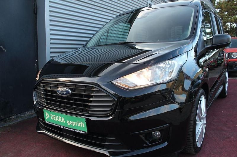 Schwarz Gebraucht 2018 Ford Tourneo Connect Trend Van / Kleinbus | 13.479 € (Fairer Preis) - Bild 1/4