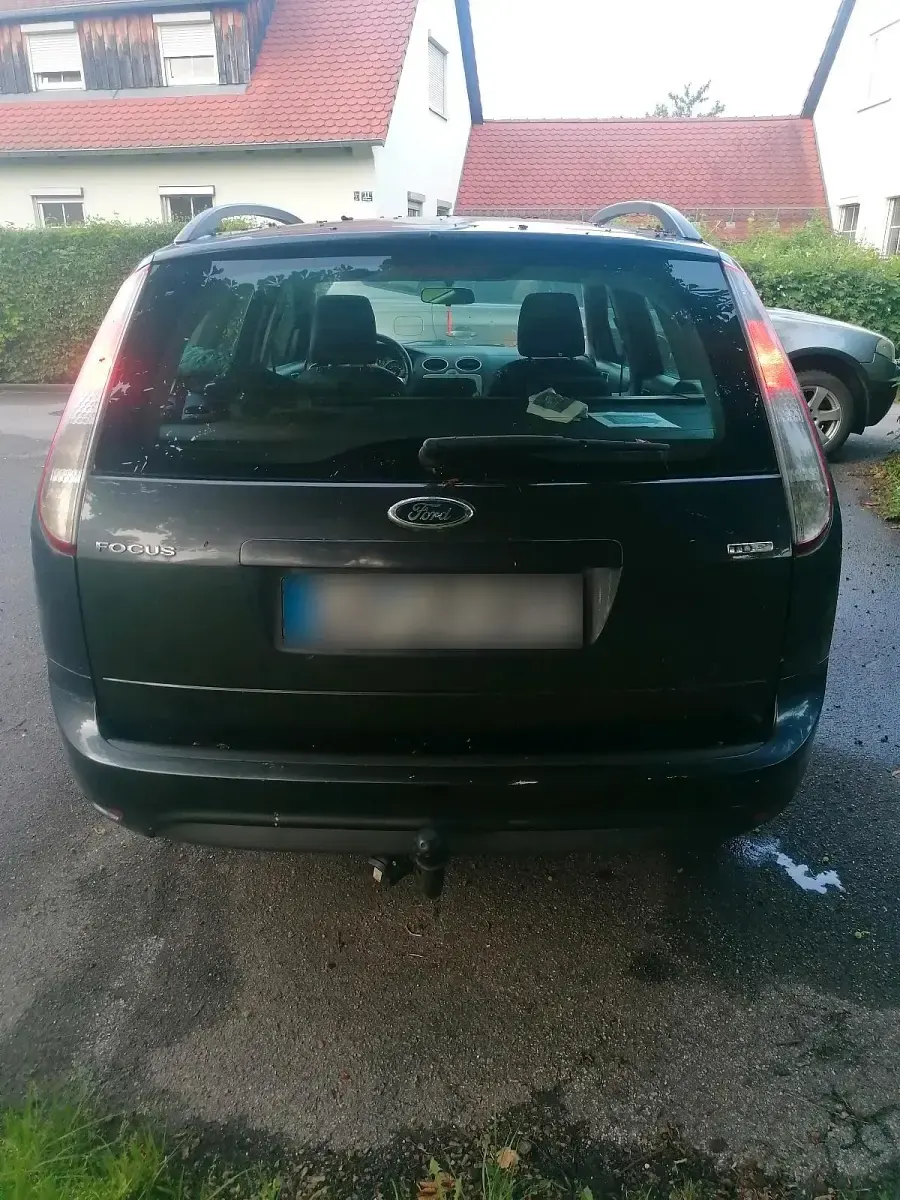 Gebraucht Ford Focus 110 PS (80 kW) 2009 Blau Kombi