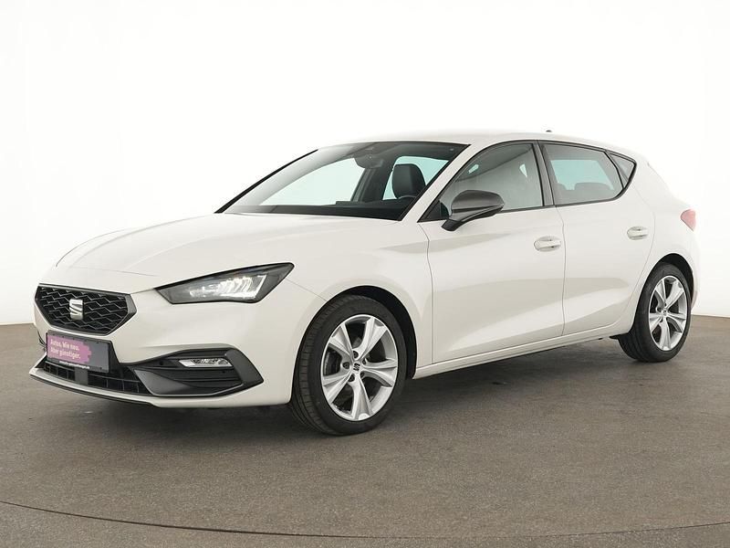 Gebraucht Seat Leon FR 150 PS (110 kW) 2022 Candy weiss Limousine