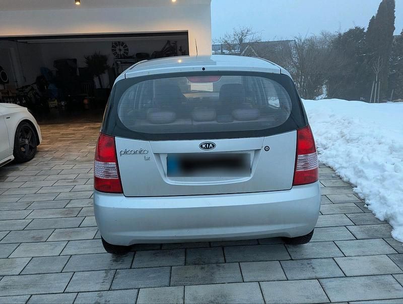 Gebraucht Kia Picanto 61 PS (44 kW) 2007 Silber Kleinwagen