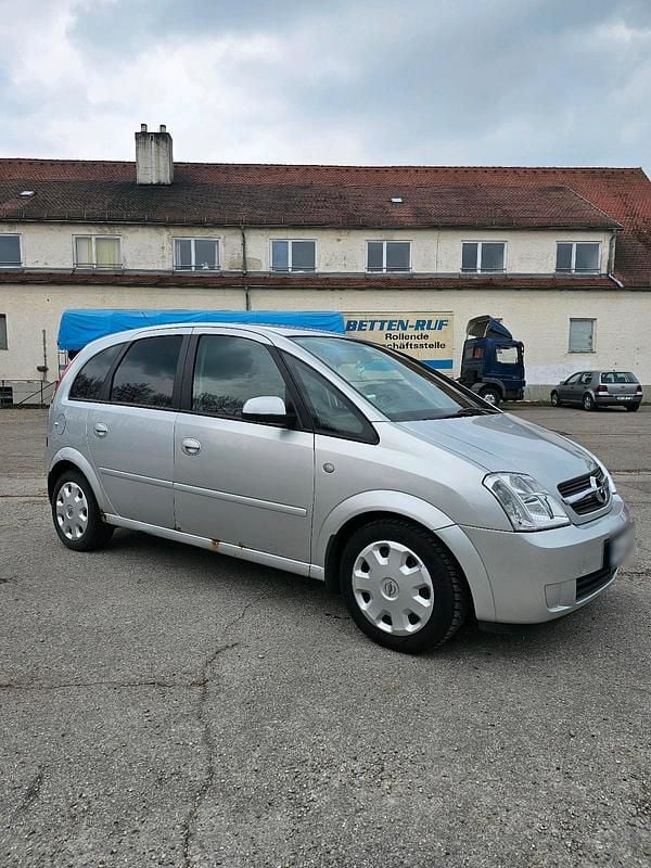 Gebraucht Opel Meriva 90 PS (66 kW) 2005 Silber Van / Kleinbus