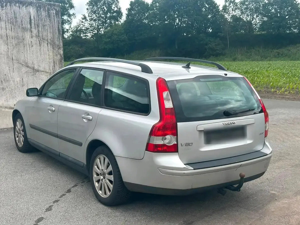 Gebraucht Volvo V50 136 PS (100 kW) 2005 Silber Kombi