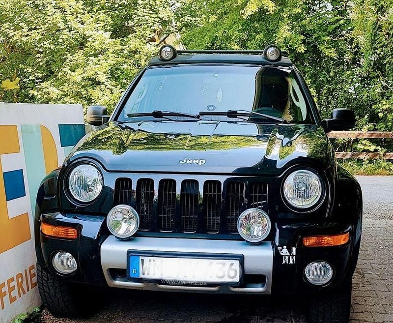 Schwarz Gebraucht 2005 Jeep Cherokee SUV | 2.250 € (Superpreis) - Bild 1/4