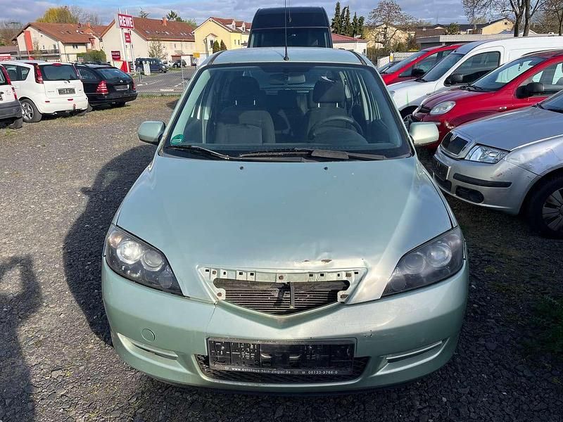 Second-hand Mazda 2 68 CP (50 kW) 2006 Verde Hatchback