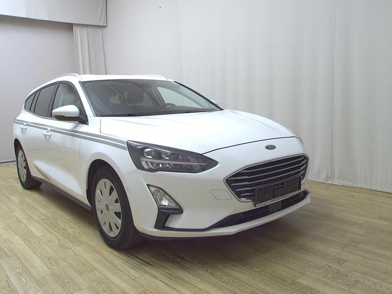 Gebraucht Ford Focus Cool & Connect 120 PS (88 kW) 2021 Weiss Kombi