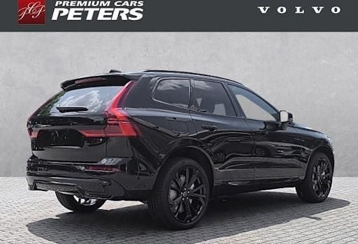 Neu Volvo XC60 Plus 455 PS (334 kW) 2025 Schwarz SUV