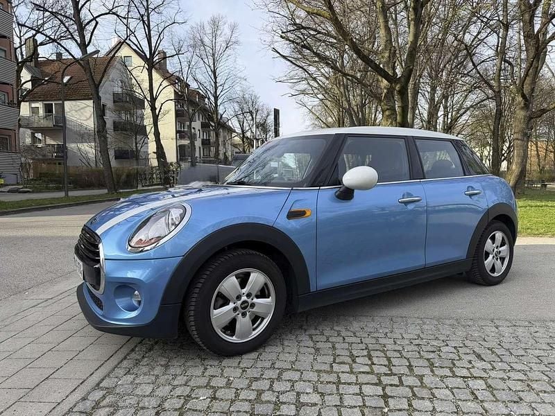 Second-hand Mini Cooper 136 CP (100 kW) 2015 Albastru Hatchback
