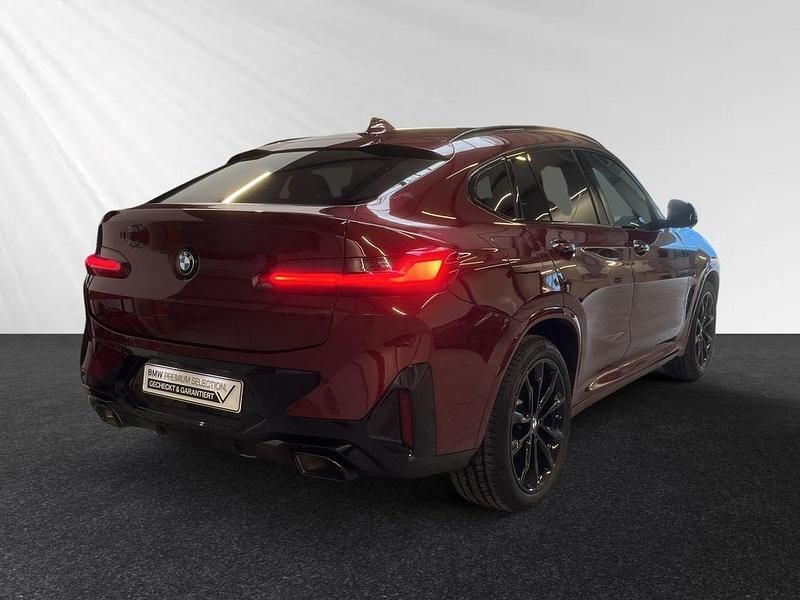 Gebraucht BMW X4 Efficient Dynamics 190 PS (139 kW) 2025 Aventurinrot SUV