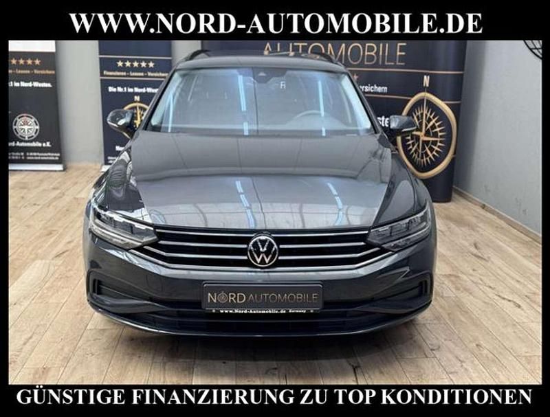 Gebraucht VW Passat 122 PS (89 kW) 2021 Grau Kombi