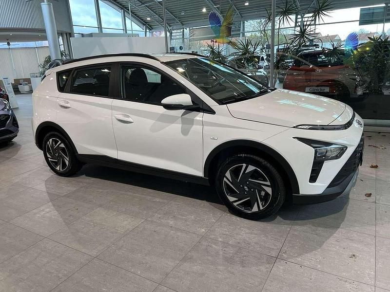 Gebraucht Hyundai Bayon Select 101 PS (74 kW) 2024 Weiß SUV