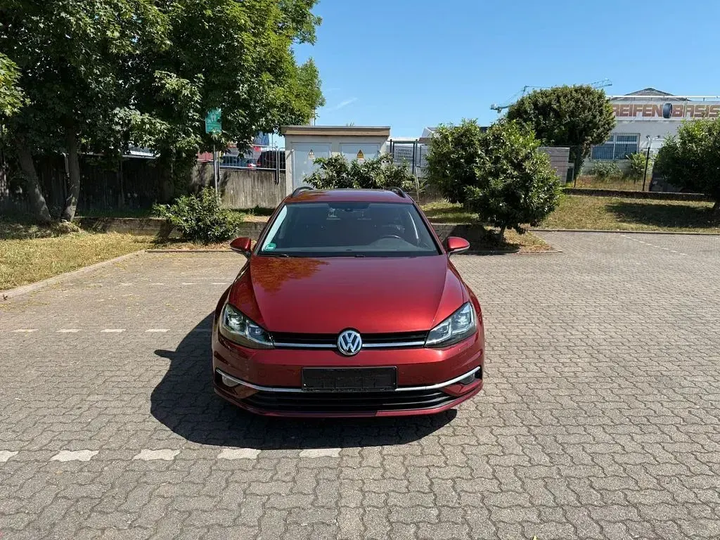 Second-hand VW Golf VII United 150 CP (110 kW) 2020 Roșu Break