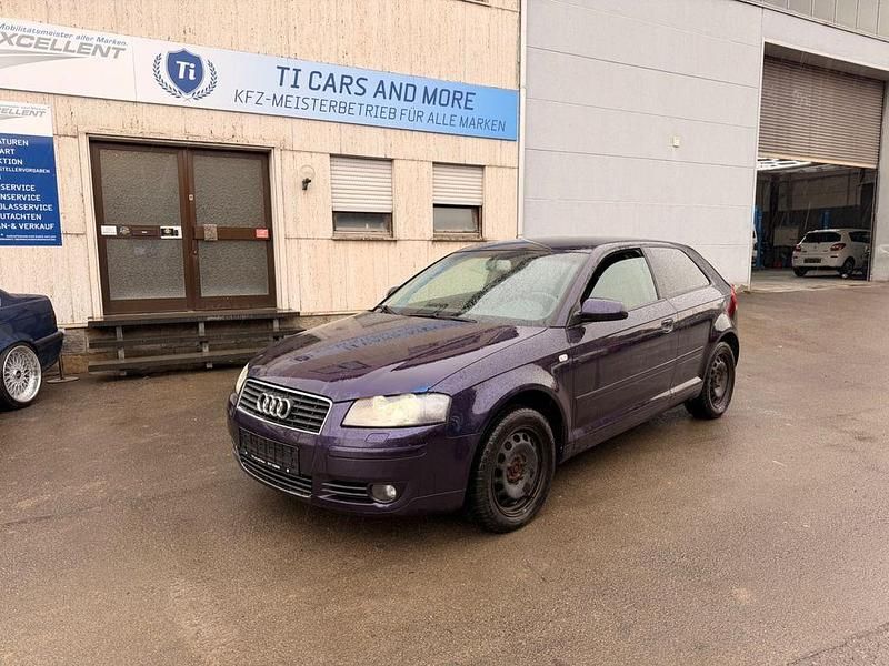 Gebraucht Audi A3 Ambiente 116 PS (85 kW) 2004 Violet Kleinwagen