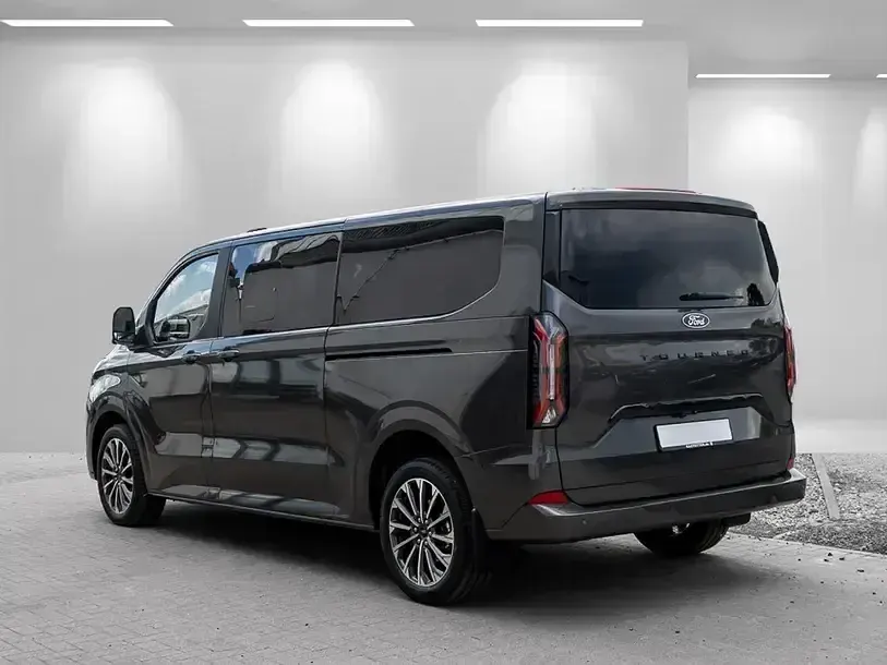 Neu Ford Tourneo Custom Titanium X 150 PS (110 kW) 2025 Grau Van