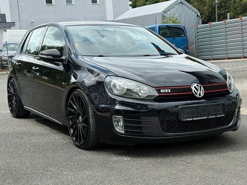 Schwarz Gebraucht 2009 VW Golf VI GTI Limousine | 8.990 € (Fairer Preis) - Bild 1/4