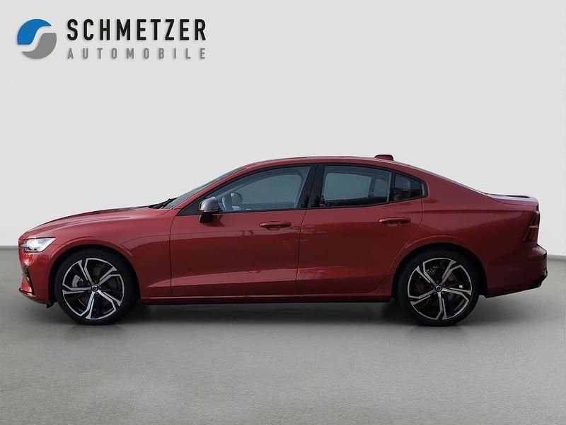 Gebraucht Volvo S60 Ultimate 250 PS (183 kW) 2024 Fusion red Limousine