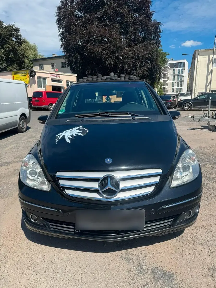 Gebraucht Mercedes B200 140 PS (102 kW) 2007 Schwarz Van / Kleinbus